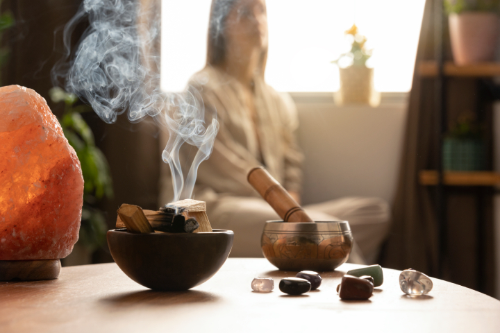 Start Your Self-Healing Journey: Top Holistic Tips That Actually Work in 2025